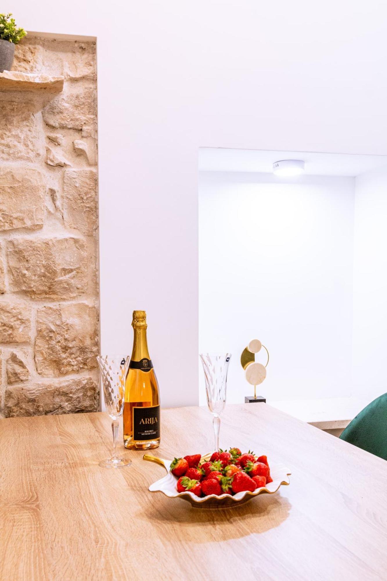 Luxury 2 Bedroom-2 Bathroom Apartment & Studio App With Rooftop Terrace Split Rom bilde