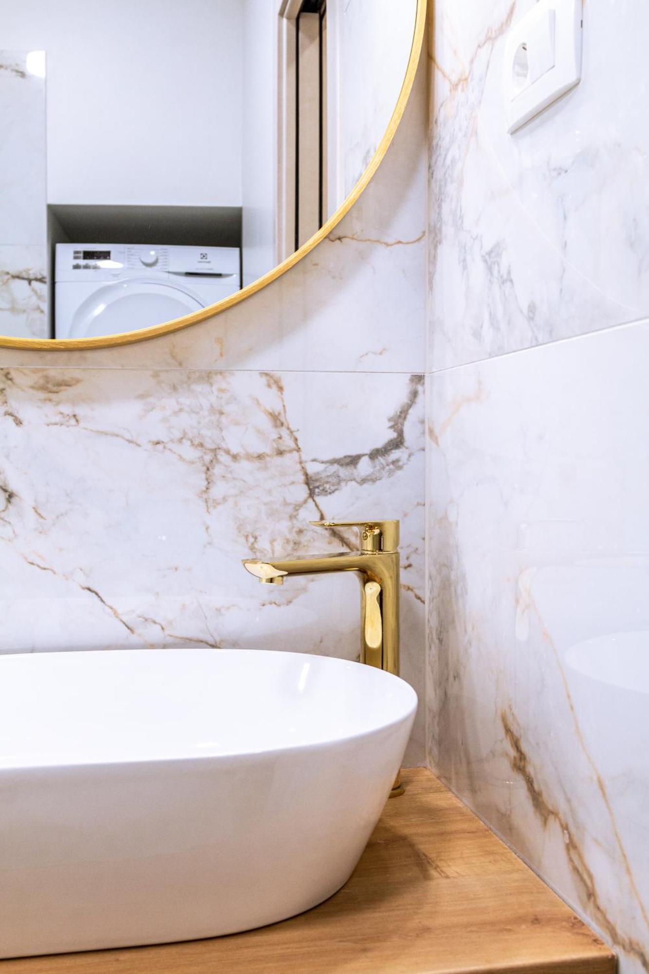 Luxury 2 Bedroom-2 Bathroom Apartment & Studio App With Rooftop Terrace Split Eksteriør bilde