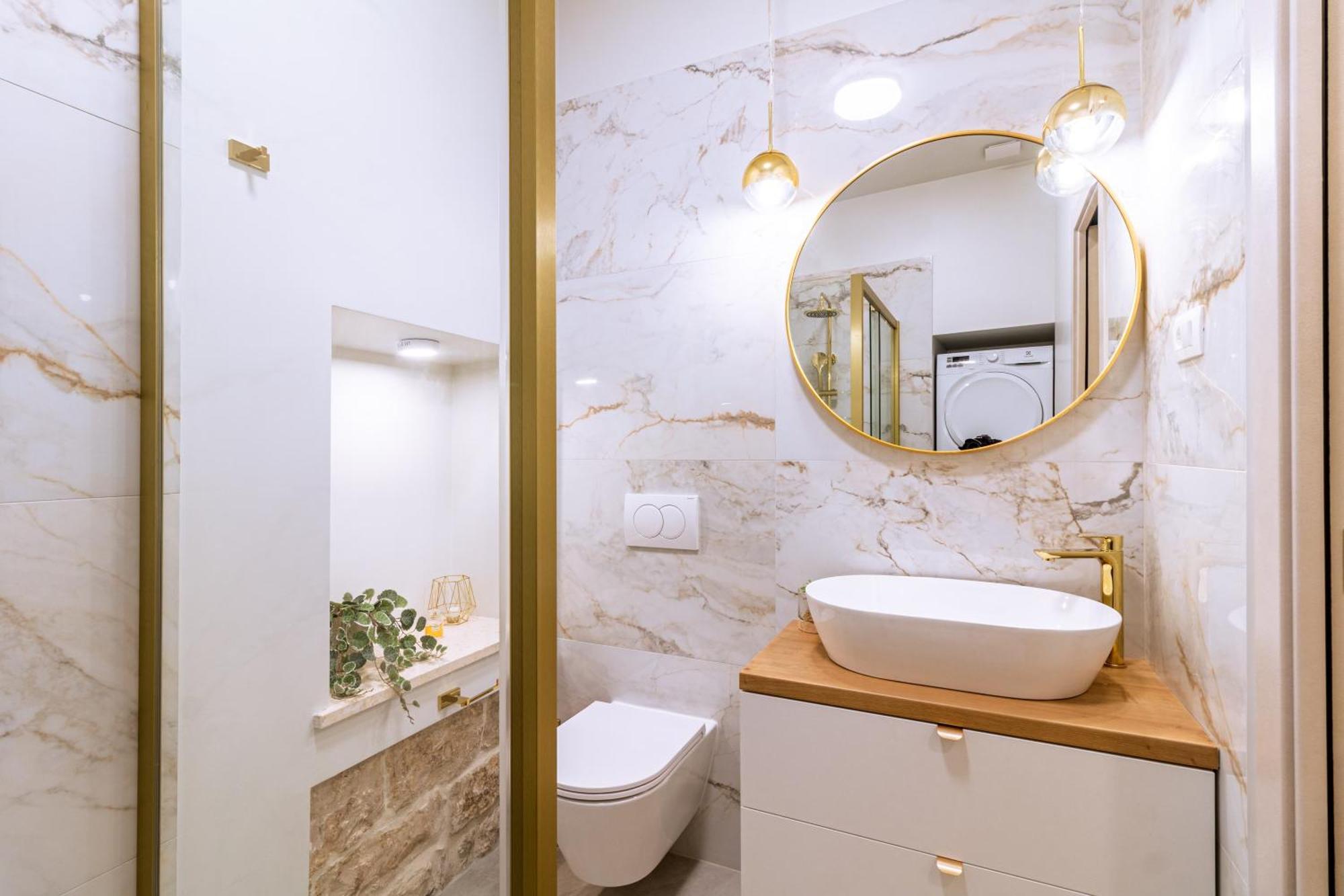 Luxury 2 Bedroom-2 Bathroom Apartment & Studio App With Rooftop Terrace Split Eksteriør bilde