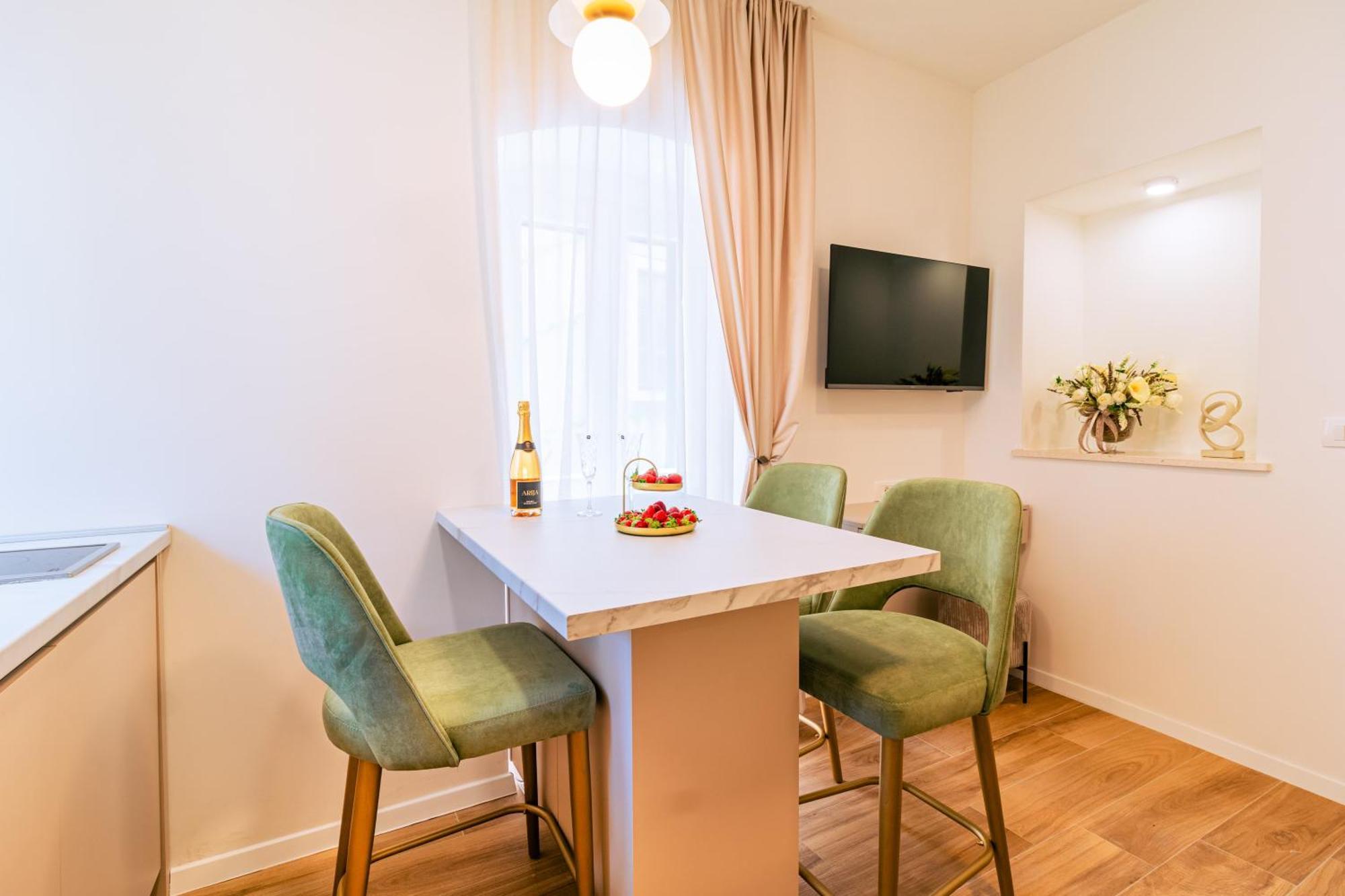 Luxury 2 Bedroom-2 Bathroom Apartment & Studio App With Rooftop Terrace Split Rom bilde