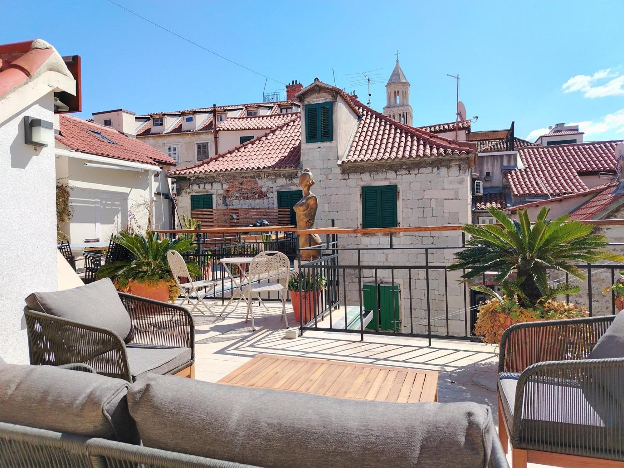 Luxury 2 Bedroom-2 Bathroom Apartment & Studio App With Rooftop Terrace Split Eksteriør bilde